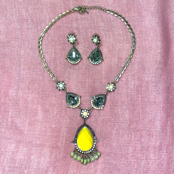 Yellow, Seafoam,and Dimonte Necklace/Earring Set - Picture 1 of 3